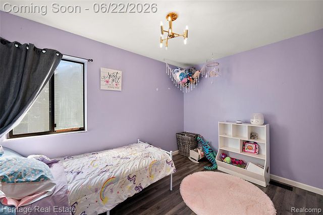10857 Center Road, Grand Blanc, MI 48439