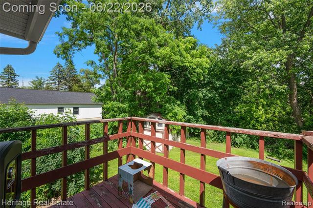 10857 Center Road, Grand Blanc, MI 48439