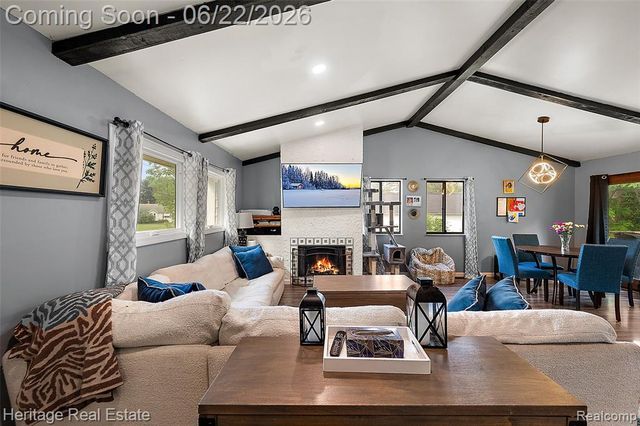 10857 Center Road, Grand Blanc, MI 48439