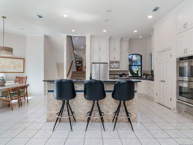 8706 Mountain Top, San Antonio, TX 78255