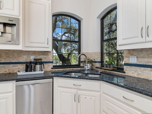 8706 Mountain Top, San Antonio, TX 78255