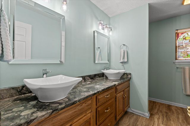 8501 Bay Run Drive, Hixson, TN 37343