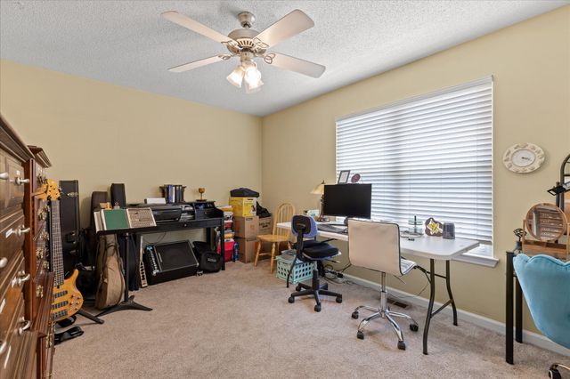 8501 Bay Run Drive, Hixson, TN 37343