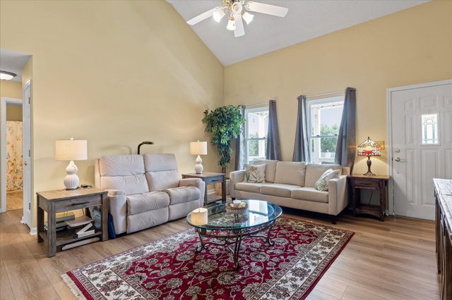 8501 Bay Run Drive, Hixson, TN 37343