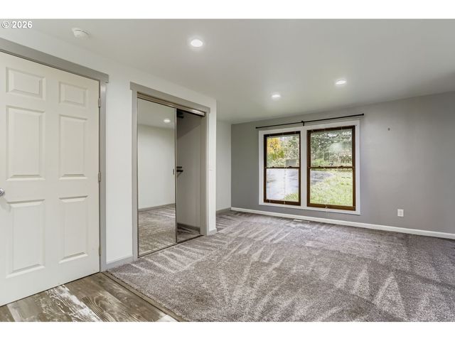 14661 Se ROYER Rd, Damascus, OR 97089