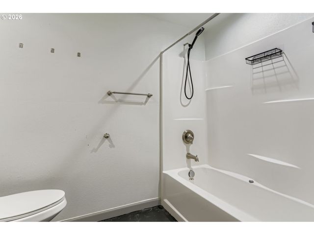 14661 Se ROYER Rd, Damascus, OR 97089