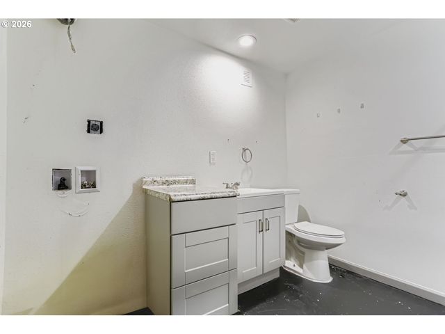 14661 Se ROYER Rd, Damascus, OR 97089