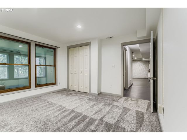 14661 Se ROYER Rd, Damascus, OR 97089