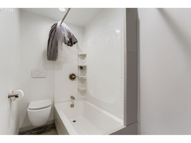 14661 Se ROYER Rd, Damascus, OR 97089