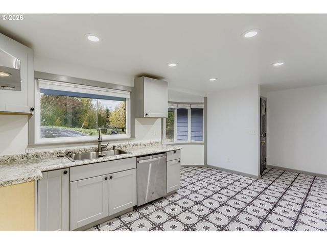 14661 Se ROYER Rd, Damascus, OR 97089