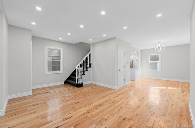 21432 112th Road, Queens Village, NY 11429