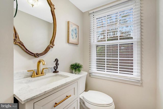 4704 SUNFLOWER DR, Rockville, MD 20853