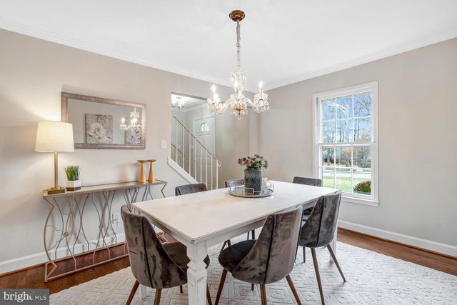 4704 SUNFLOWER DR, Rockville, MD 20853