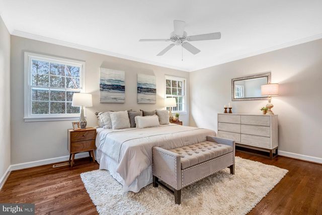 4704 SUNFLOWER DR, Rockville, MD 20853