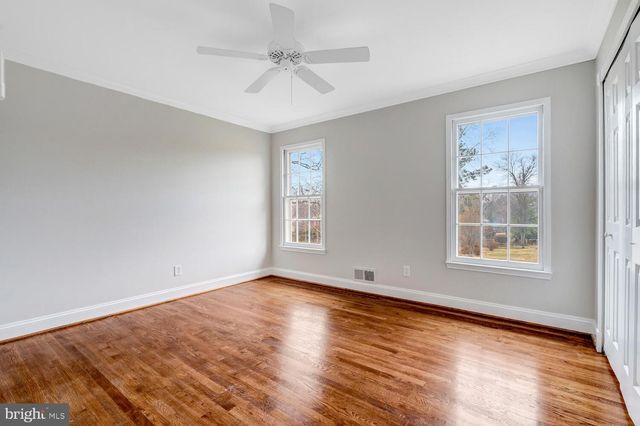 4704 SUNFLOWER DR, Rockville, MD 20853