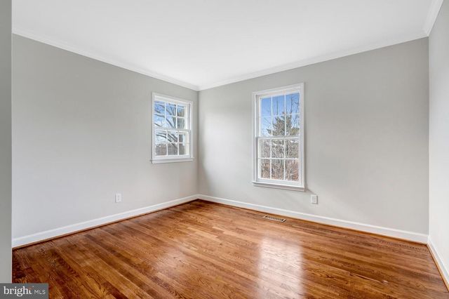 4704 SUNFLOWER DR, Rockville, MD 20853