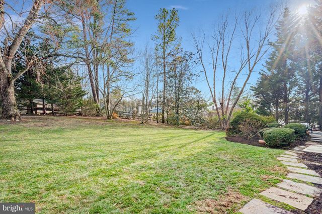 4704 SUNFLOWER DR, Rockville, MD 20853