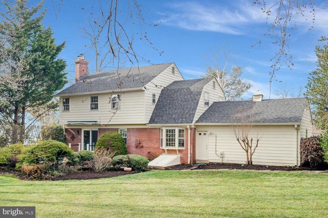 4704 SUNFLOWER DR, Rockville, MD 20853