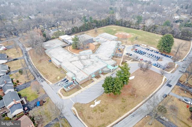 4704 SUNFLOWER DR, Rockville, MD 20853