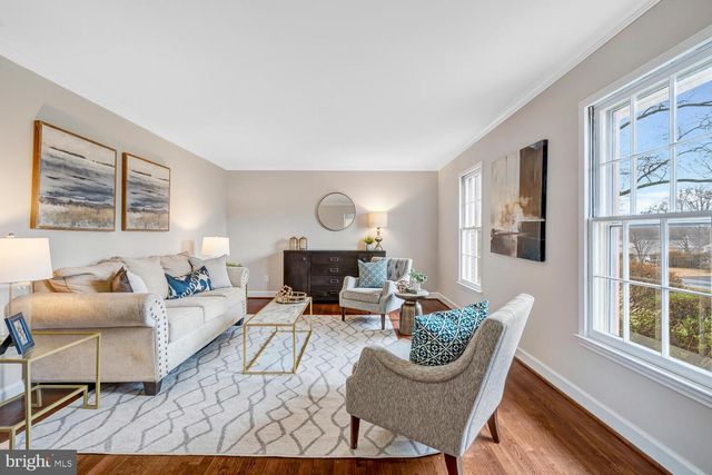 4704 SUNFLOWER DR, Rockville, MD 20853