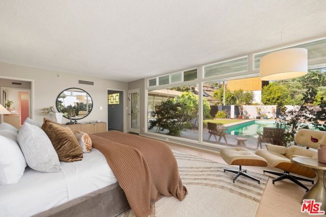 7230 Outpost Cove Drive, Los Angeles, CA 90068