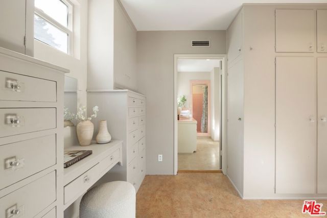 7230 Outpost Cove Drive, Los Angeles, CA 90068