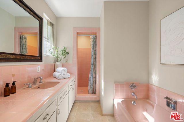 7230 Outpost Cove Drive, Los Angeles, CA 90068