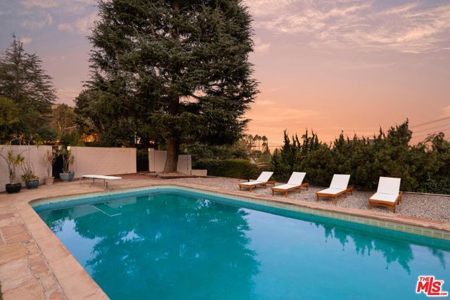 7230 Outpost Cove Drive, Los Angeles, CA 90068