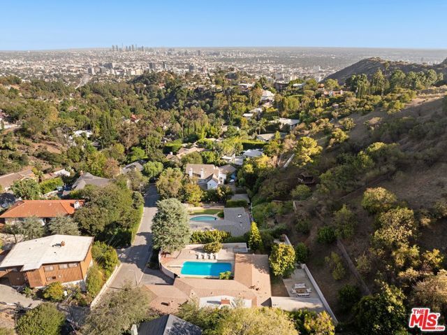 7230 Outpost Cove Drive, Los Angeles, CA 90068