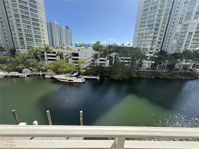 250 Sunny Isles Blvd TH-407, Sunny Isles Beach, FL 33160