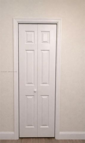 6497 W 8th Ln 6497, Hialeah, FL 33012