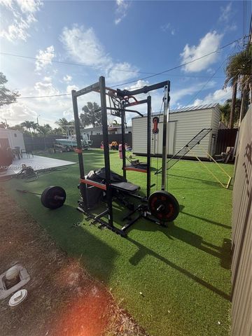 6497 W 8th Ln 6497, Hialeah, FL 33012