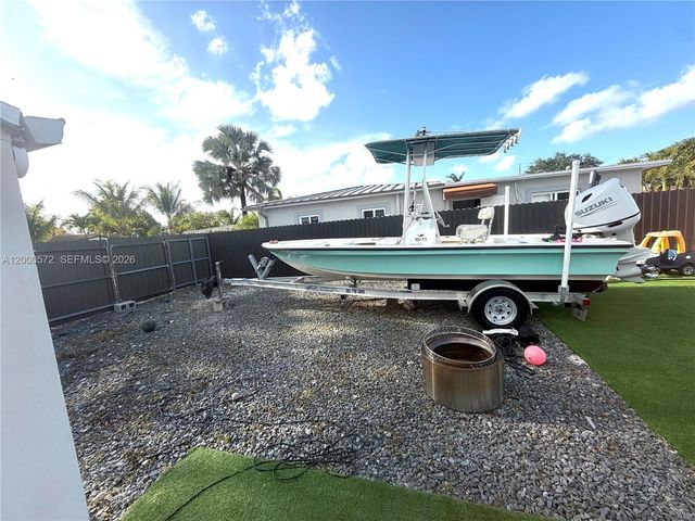 6497 W 8th Ln 6497, Hialeah, FL 33012