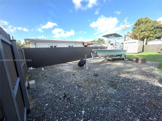 6497 W 8th Ln 6497, Hialeah, FL 33012