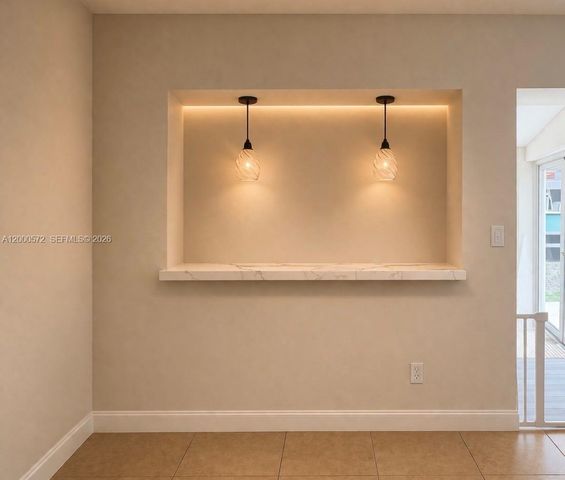 6497 W 8th Ln 6497, Hialeah, FL 33012