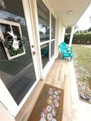 6497 W 8th Ln 6497, Hialeah, FL 33012