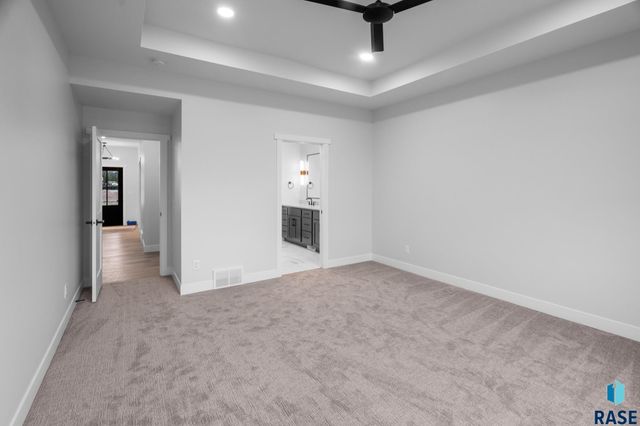 1137 E Thompson Pl Place, Tea, SD 57064