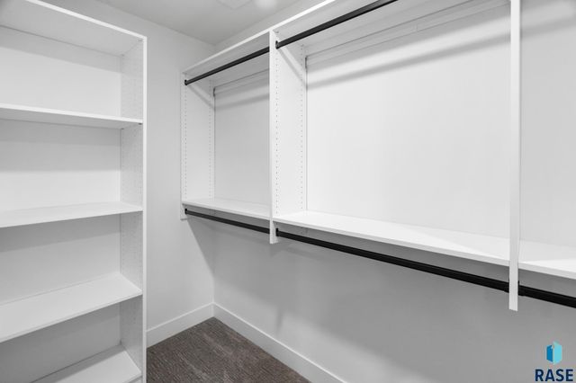 1137 E Thompson Pl Place, Tea, SD 57064