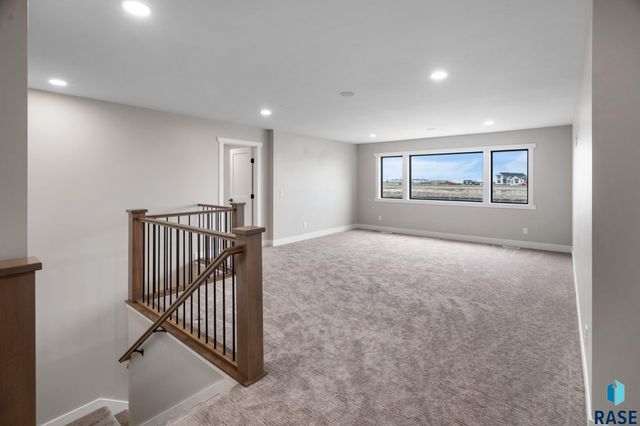 1137 E Thompson Pl Place, Tea, SD 57064