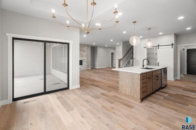 1137 E Thompson Pl Place, Tea, SD 57064