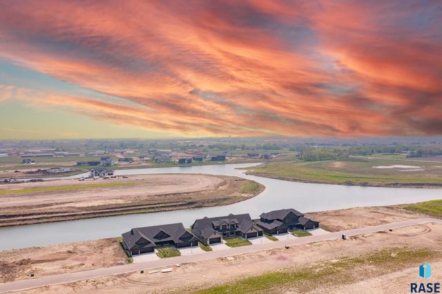 1137 E Thompson Pl Place, Tea, SD 57064