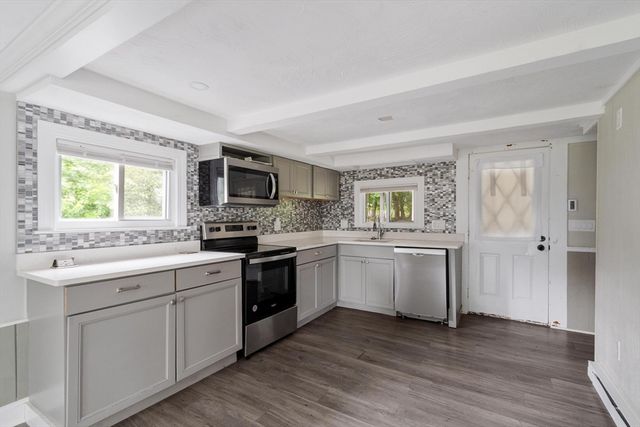 6-A Dilla St, Milford, MA 01757