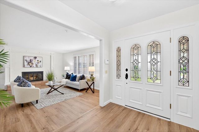 28 Harrington Rd, Moraga, CA 94556