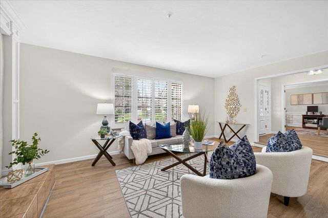 28 Harrington Rd, Moraga, CA 94556