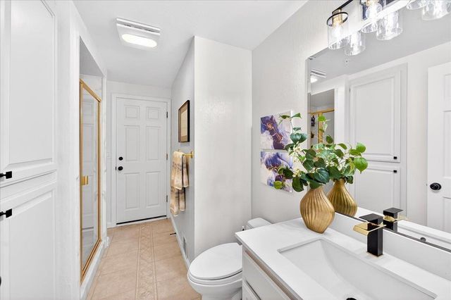 28 Harrington Rd, Moraga, CA 94556