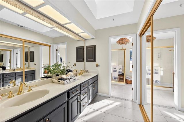 28 Harrington Rd, Moraga, CA 94556