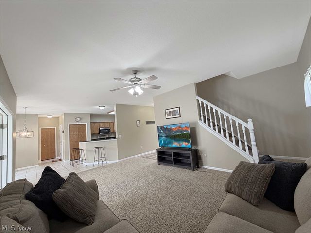 921 Lockwood Road, Barberton, OH 44203