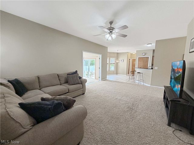 921 Lockwood Road, Barberton, OH 44203