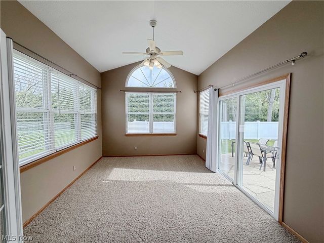 921 Lockwood Road, Barberton, OH 44203