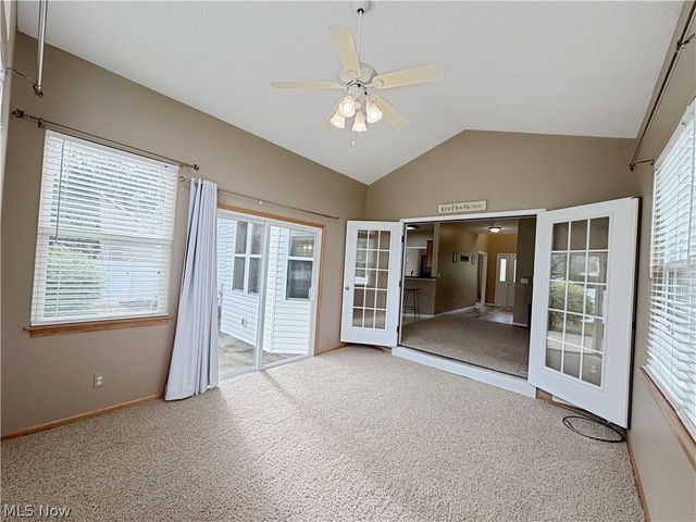 921 Lockwood Road, Barberton, OH 44203